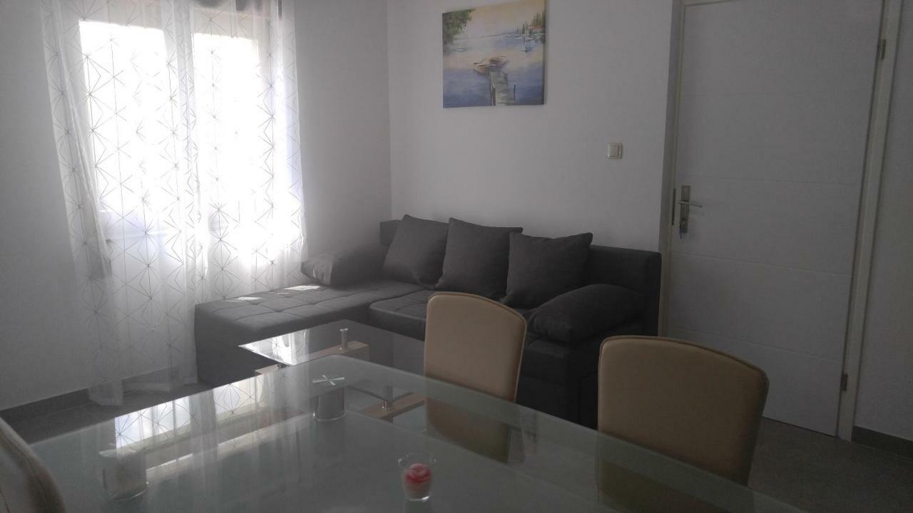 Apartmani Roberta Jurdani 外观 照片